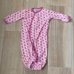 Magnetic Me Newborn Gown pink